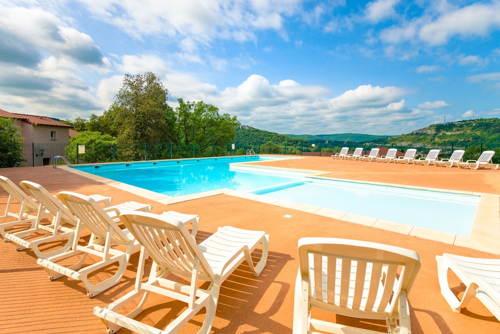 Le Domaine des Cazelles by Ateya Vacances 43/50