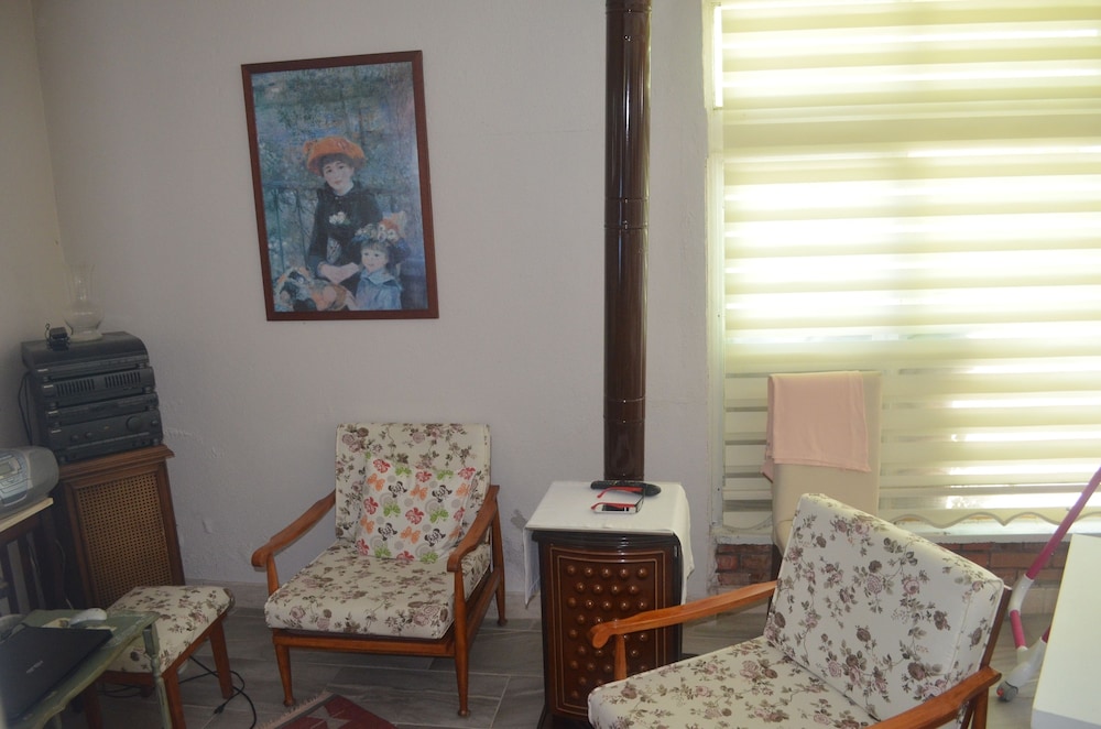 Tunc Otel 26/50
