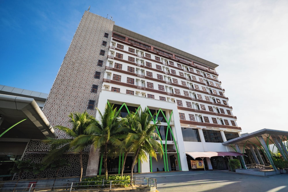Hig Hotel 68/73