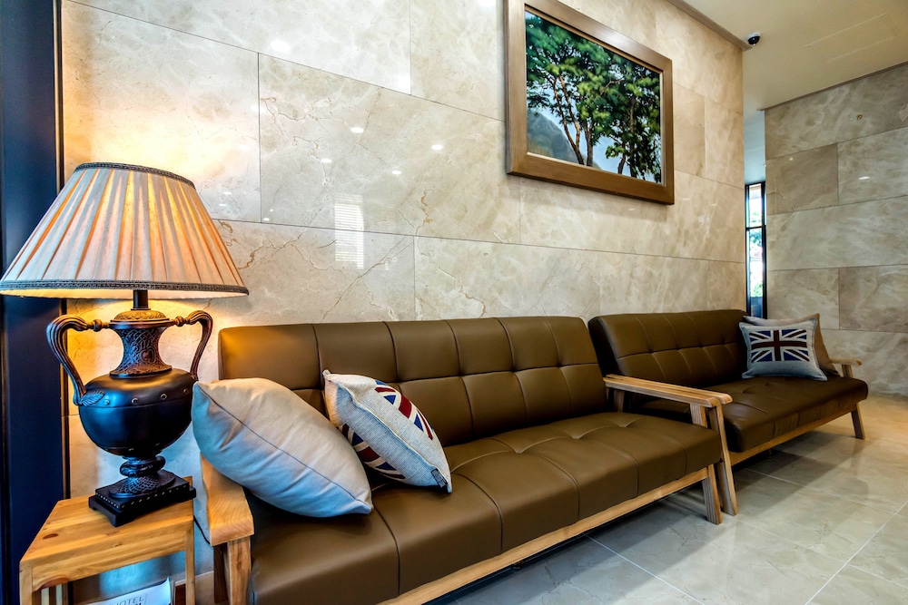Zamong Hotel 38/48