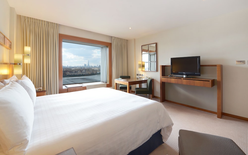 Vignette Collection Canary Riverside Plaza London by IHG 14/60