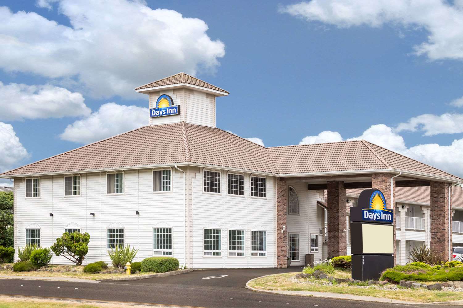 Days Inn by Wyndham Ocean Shores 1/9