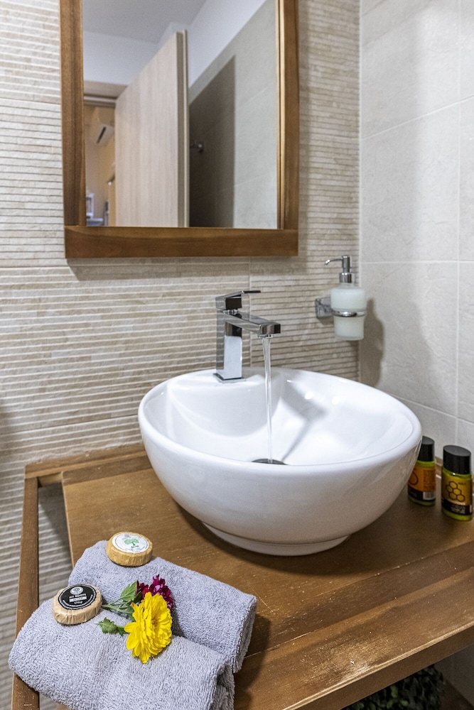 Comfort Stay Airport Boutique Hotel 49/50