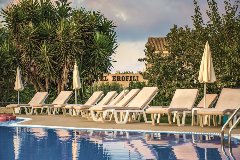 Erofili Hotel 30/36
