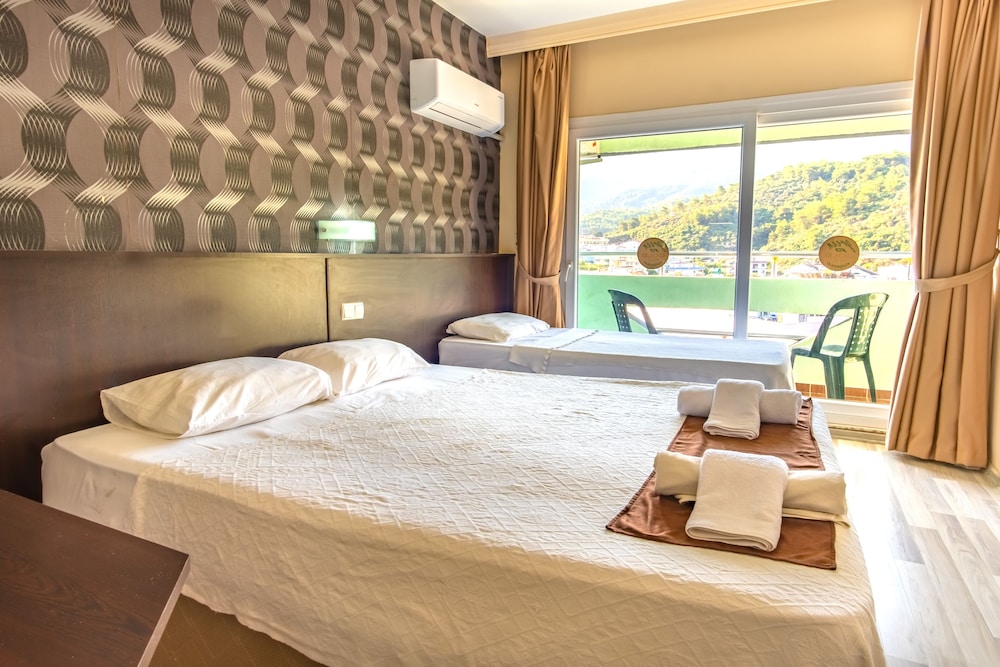 Green Gold Hotel 14/42