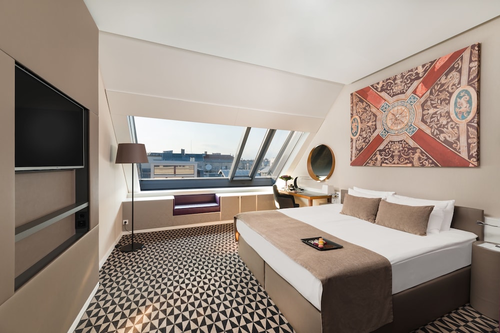 Hotel Moments Budapest 25/75
