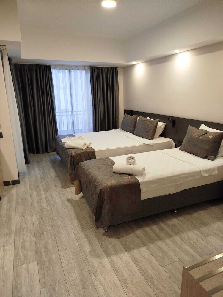 Irenic Hotel 19/49