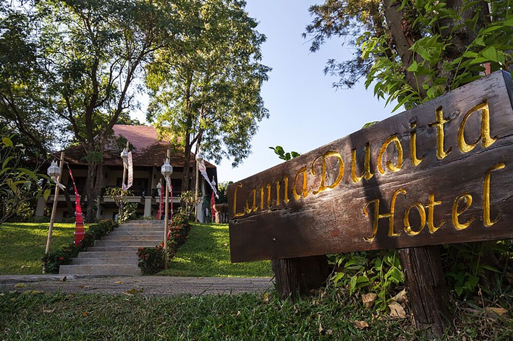 Lanna Dusita Riverside Boutique Resort. 40/50