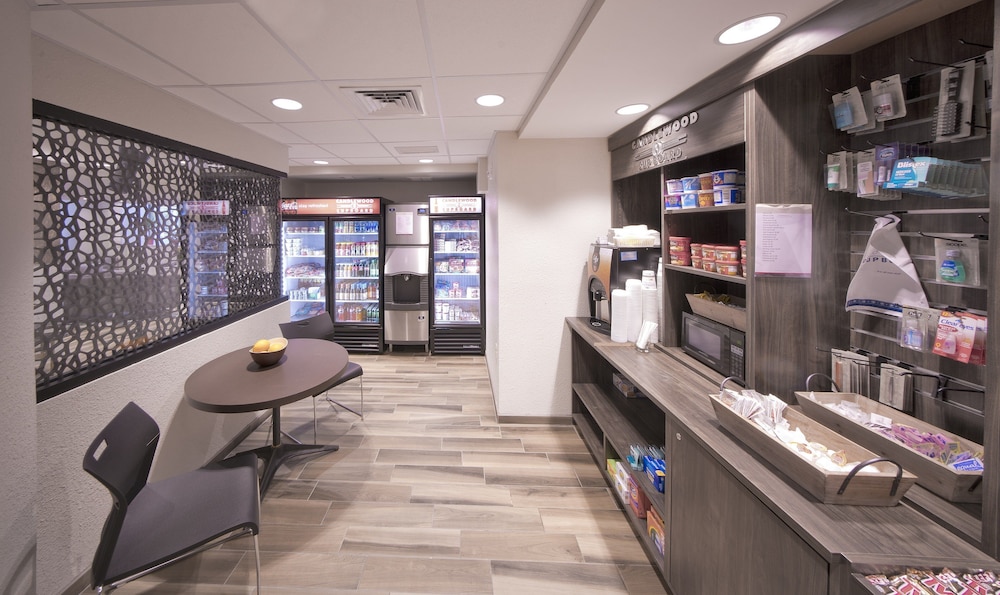 Candlewood Suites Baltimore - Inner Harbor 28/43