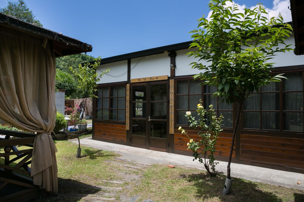 Grand Orchid Villa Resort 3/50