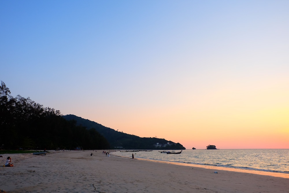 Nai Yang Beach Resort and Spa 54/61