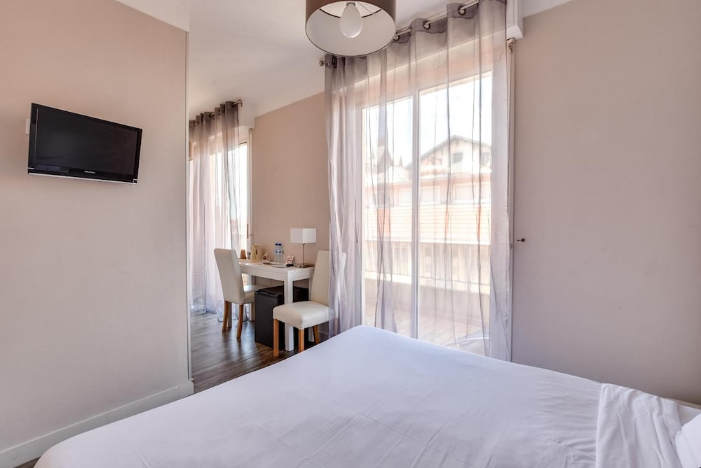 Brit Hotel Marbella 14/63