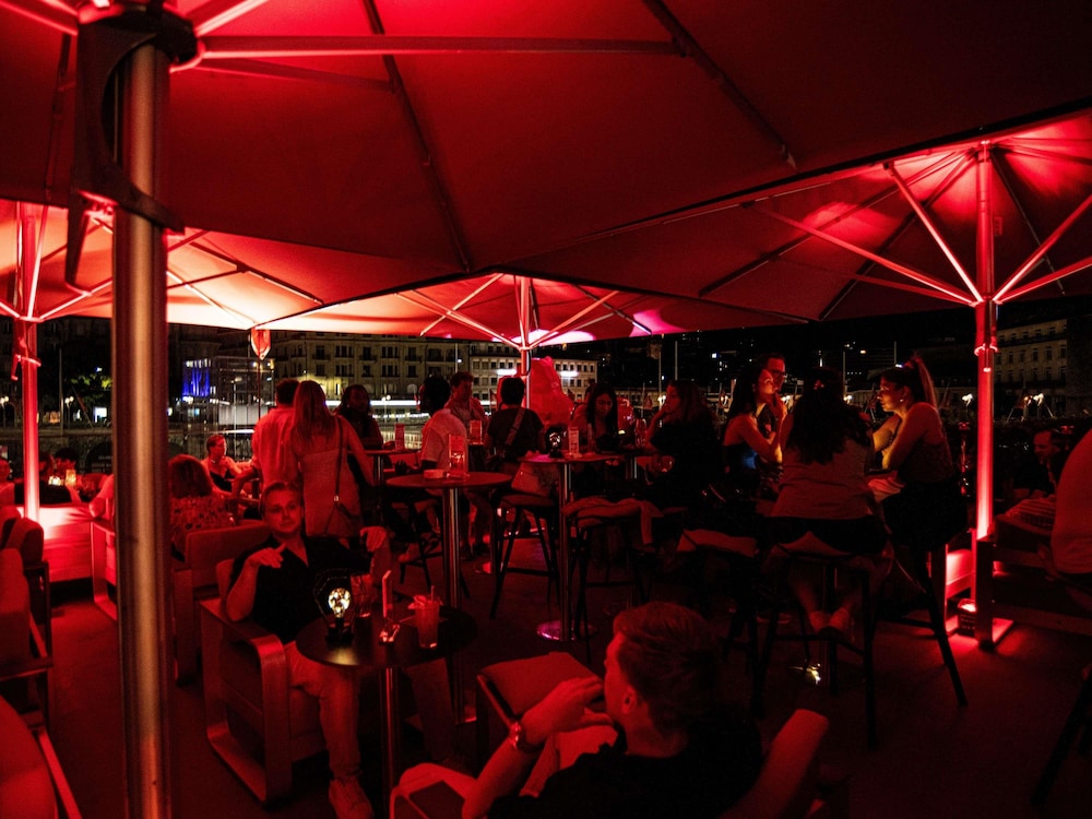 Ibis Styles Lausanne Center Madhouse 45/50