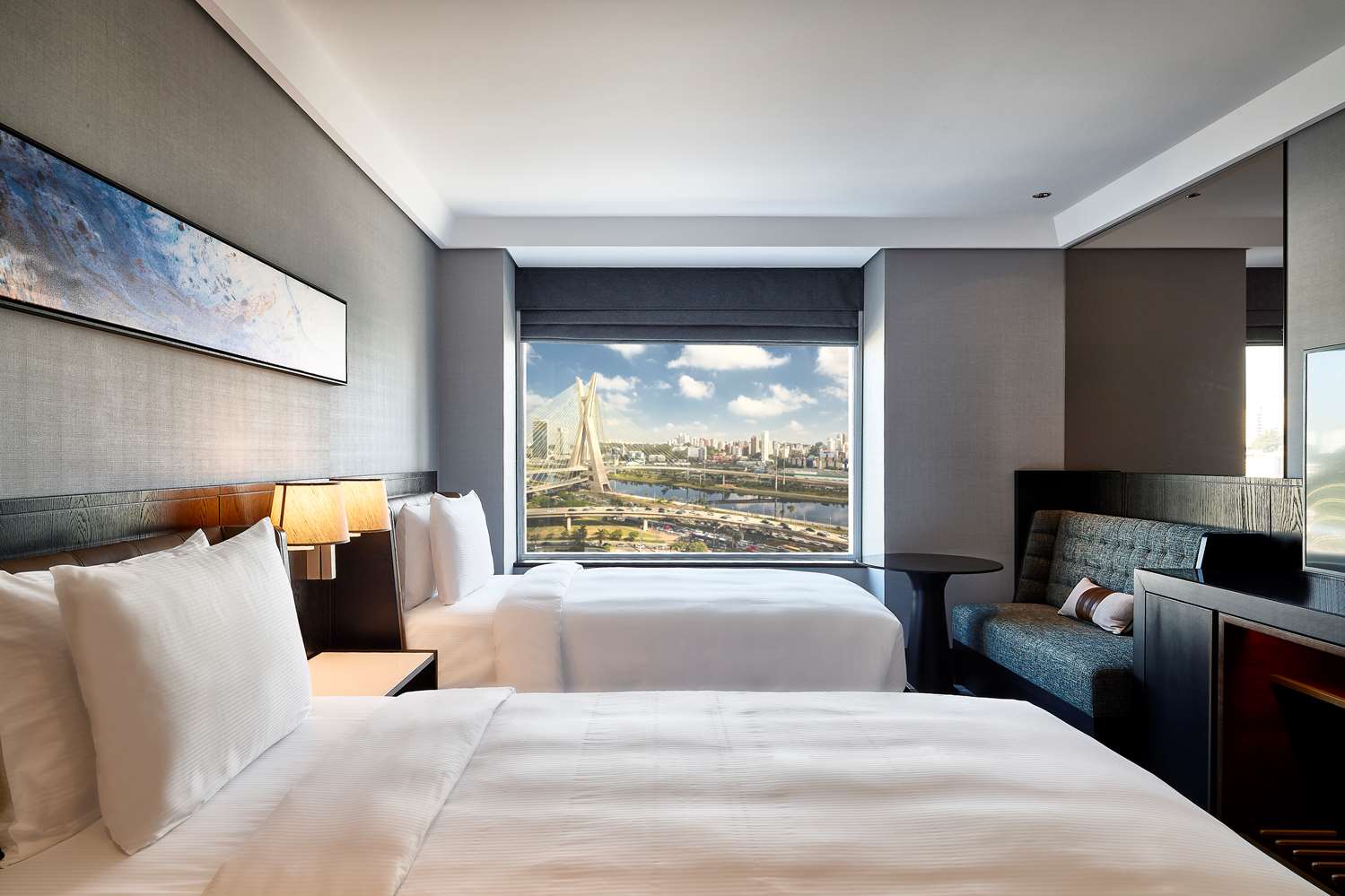 Standard, Twin Beds, Bridge View