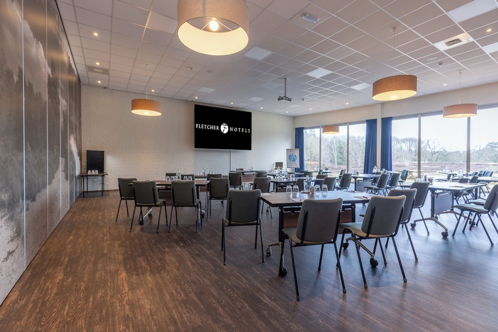 Fletcher Hotel - Restaurant De Zeegser Duinen 62/75