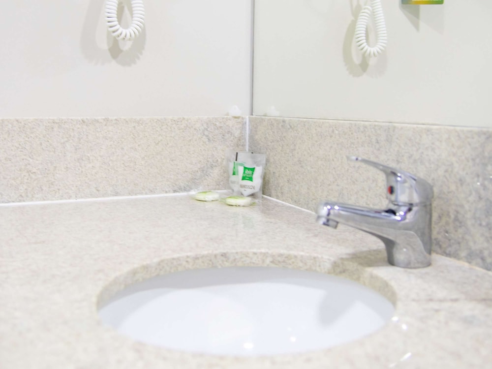 Ibis Styles Tres Rios 43/46