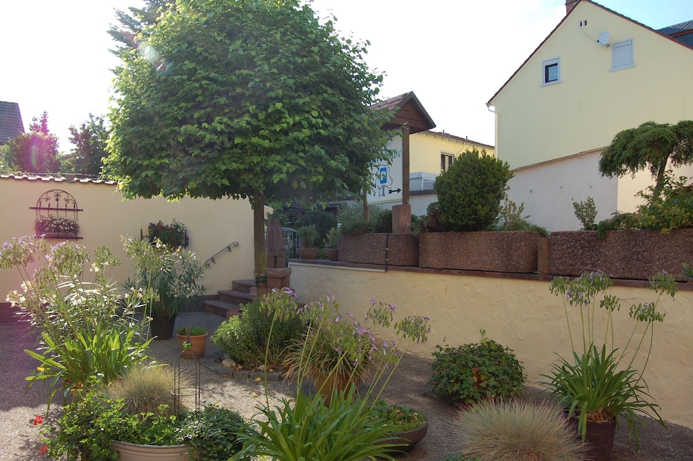 Hotel Zur Linde 20/26
