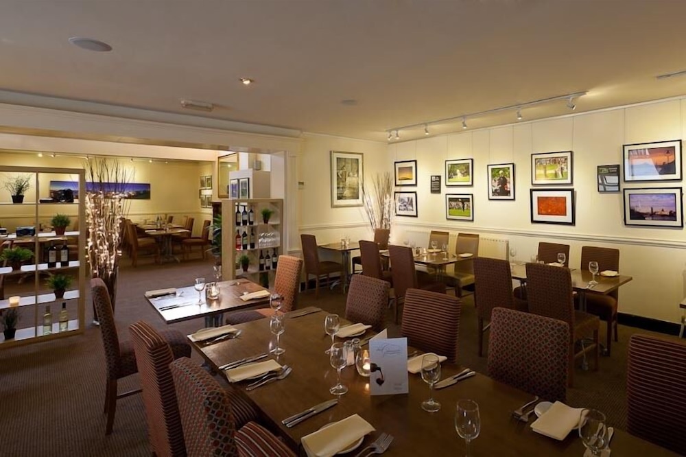 Glenside Hotel 14/18