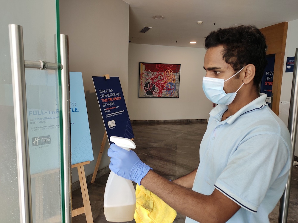 Holiday Inn Express Hyderabad Hitec City 38/76