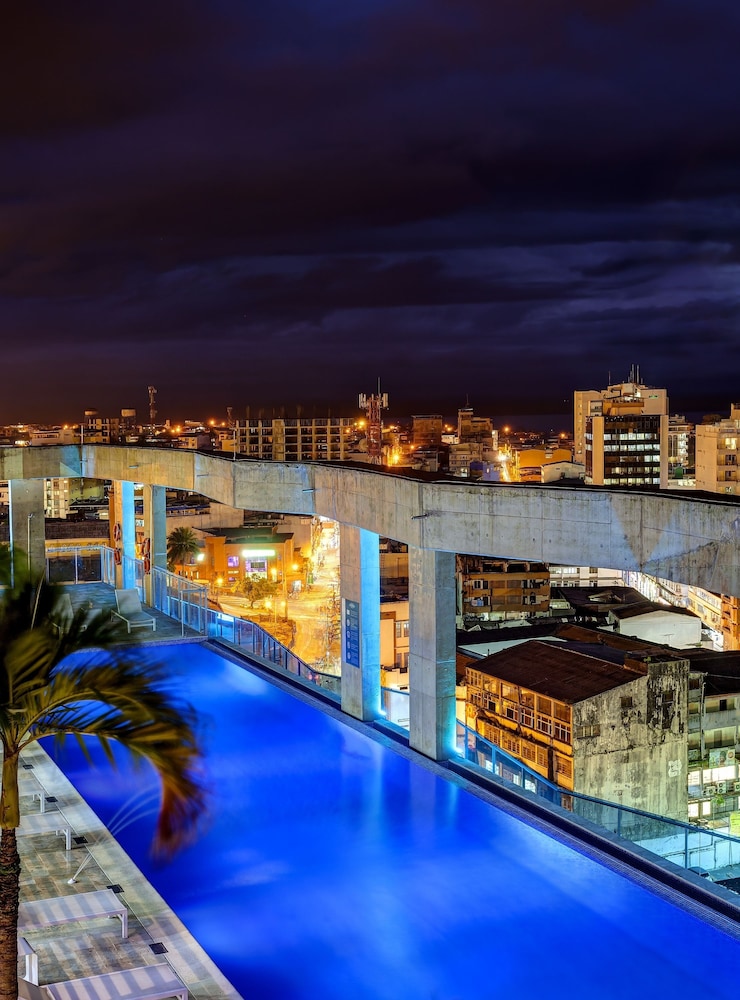 Cosmos Pacífico Hotel in BUENAVENTURA