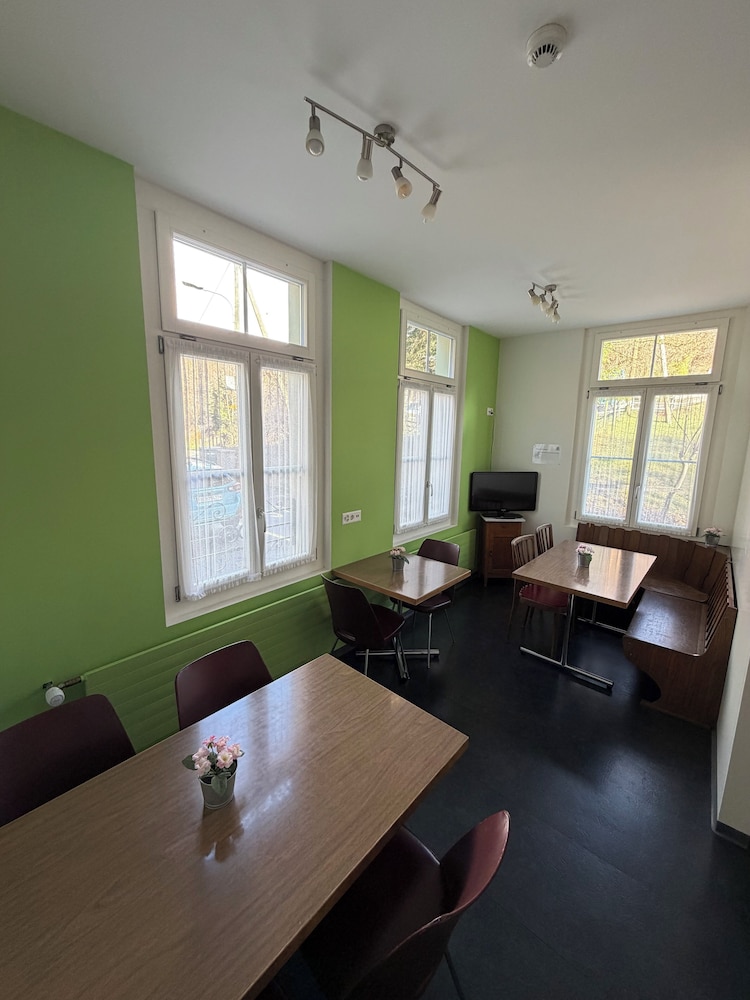 Budget Waldhotel Unspunnen 50/50