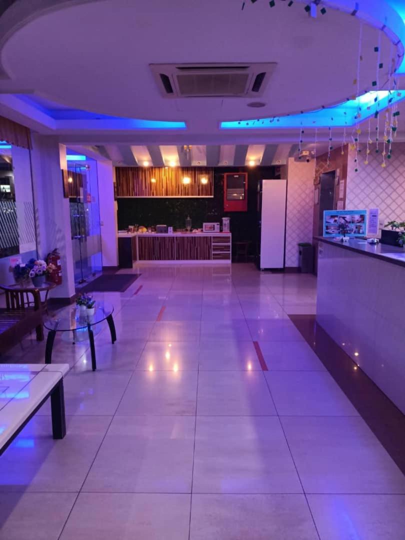 Hotel Sri Sutra - Pj Jalan 227 13/19