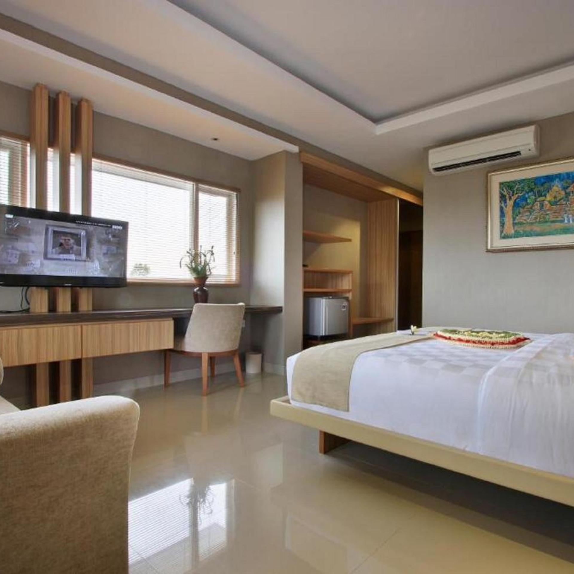 Super, Deluxe, Double Bed