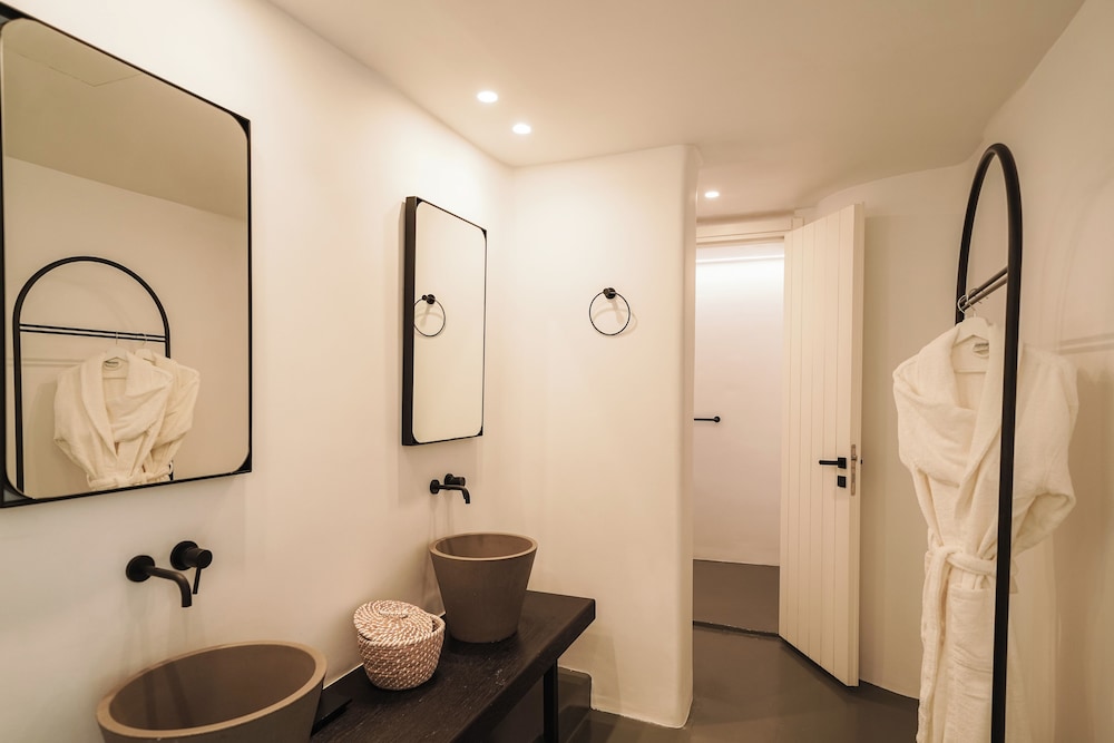 Santonero Hotel 50/50