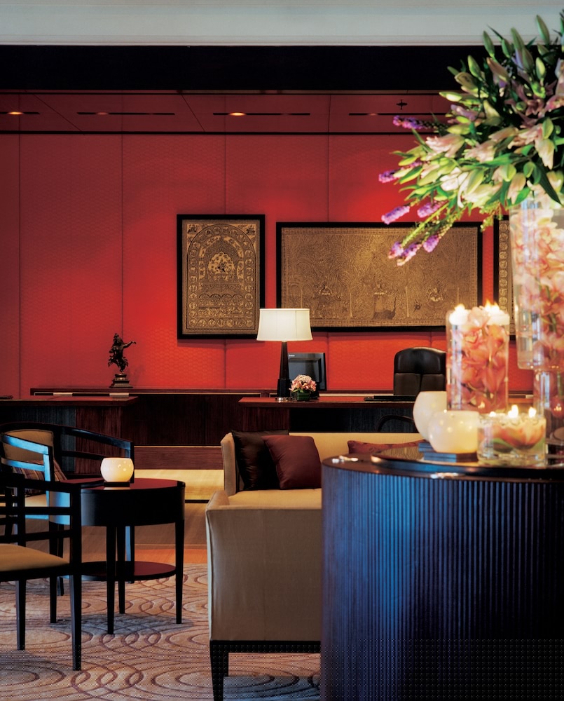 TAJ LANDS END 73/84