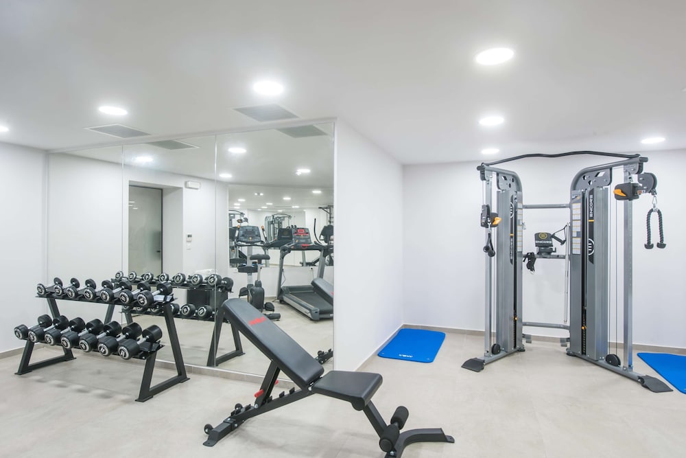Noble Hotel Suites 28/50