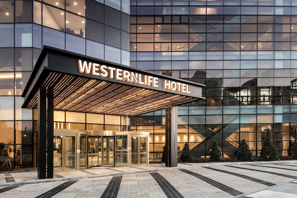 WesternLife Hotel 4/24