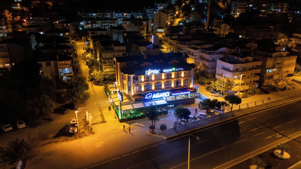 Lopera Beach Hotel 40/50