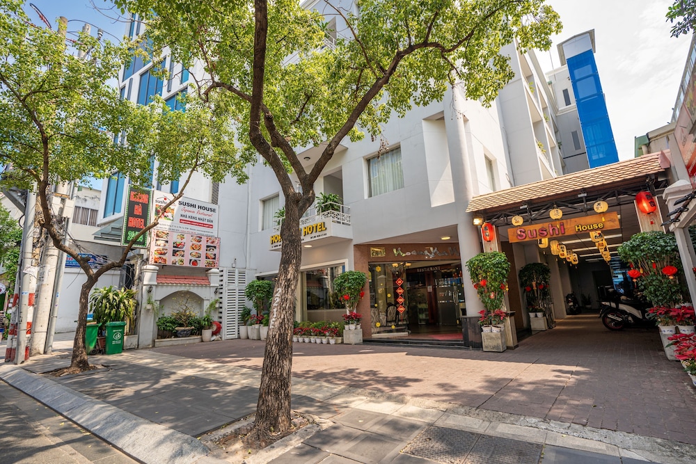 Hoang Ha Hotel 58/67