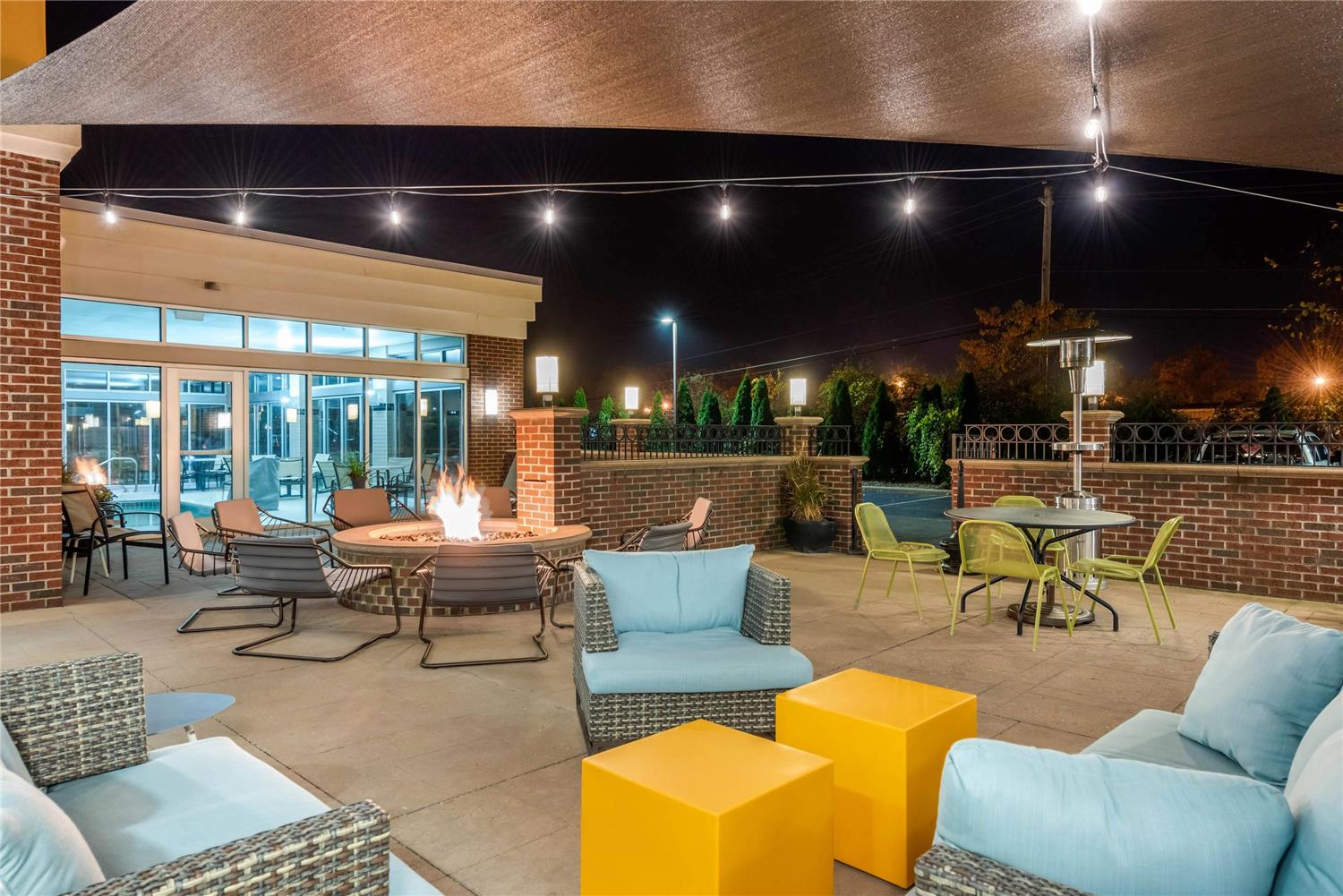 Cambria Hotel Akron - Canton Airport 33/41