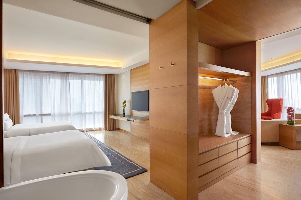 The Westin Mumbai Garden City 16/44
