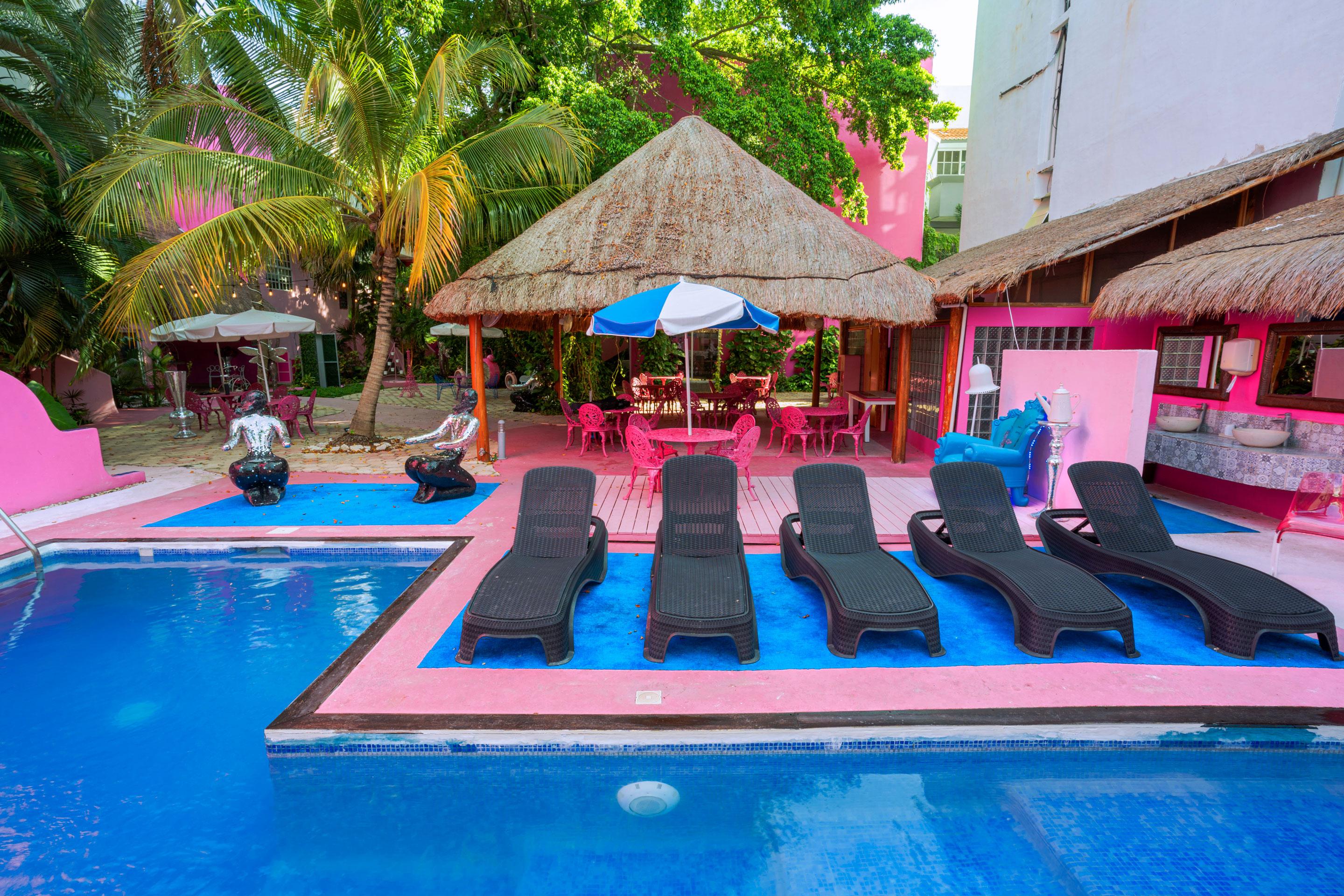 Mala Vecindad Playa Beer Hotel 49/58