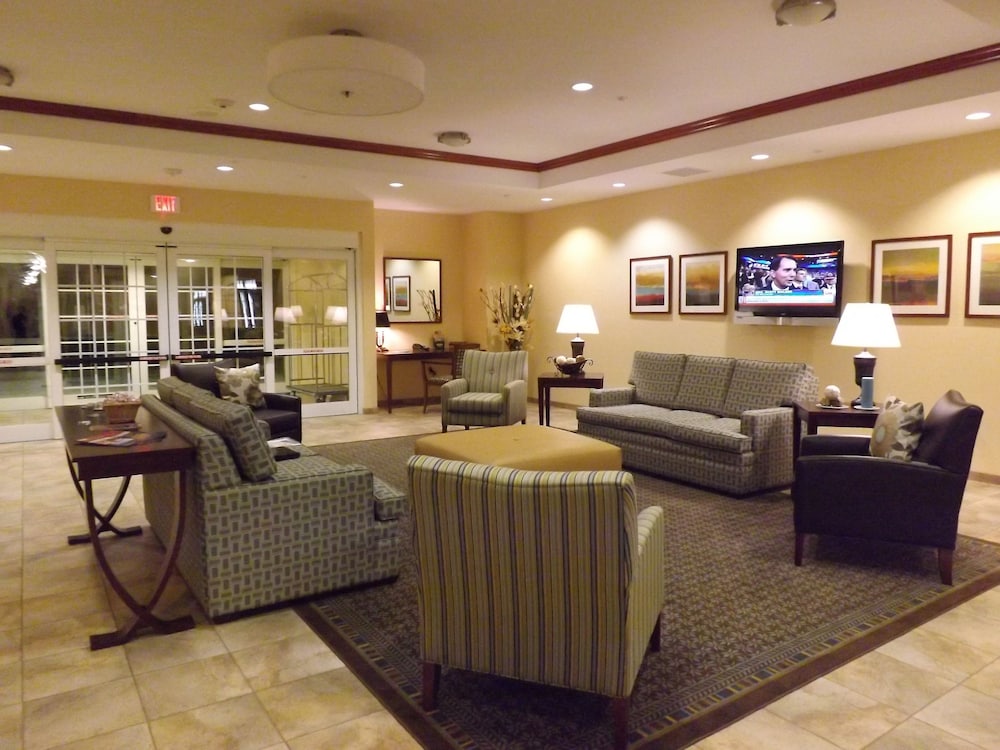 Candlewood Suites Fredericksburg 10/16