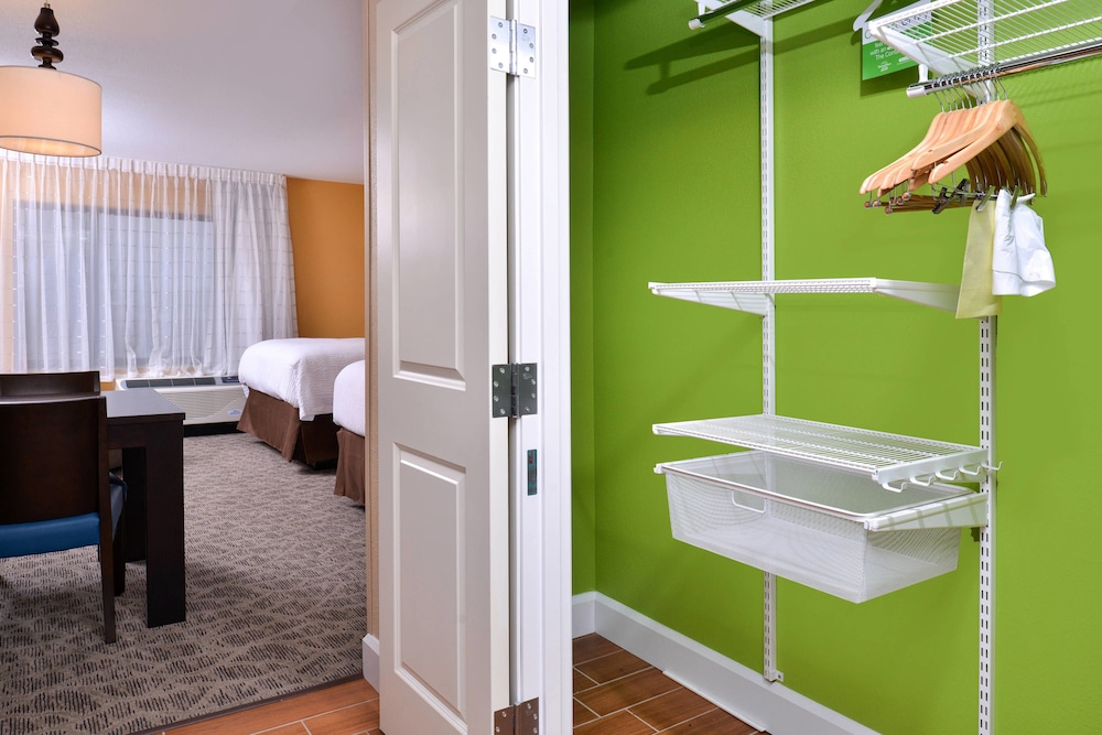TownePlace Suites Detroit Commerce 14/40