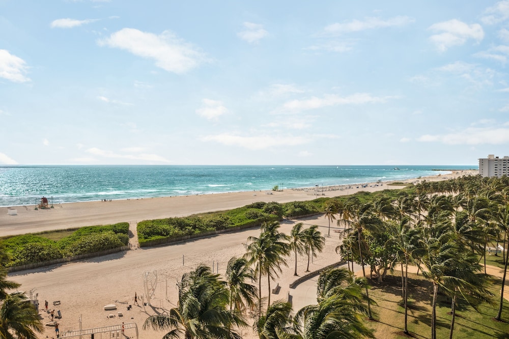 Waldorf Towers South Beach 42/50
