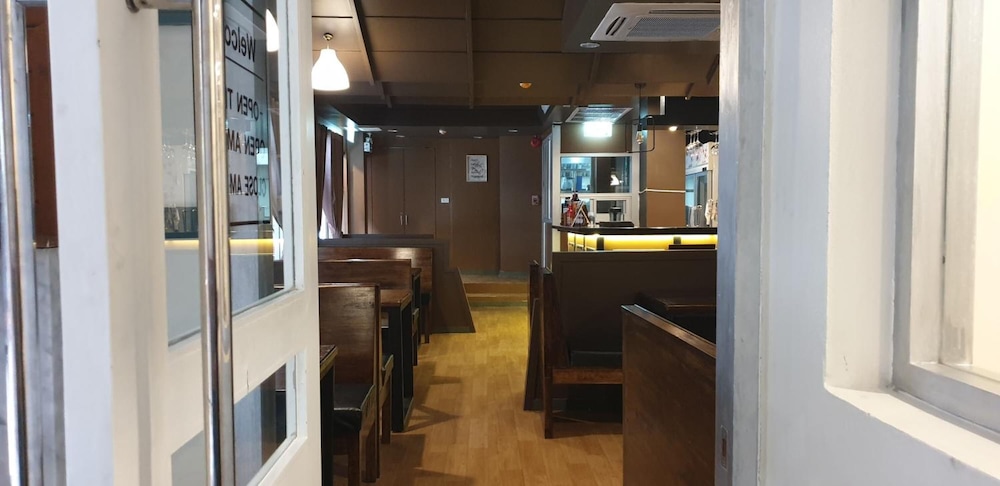 Vinary Hotel Bangkok 1/30