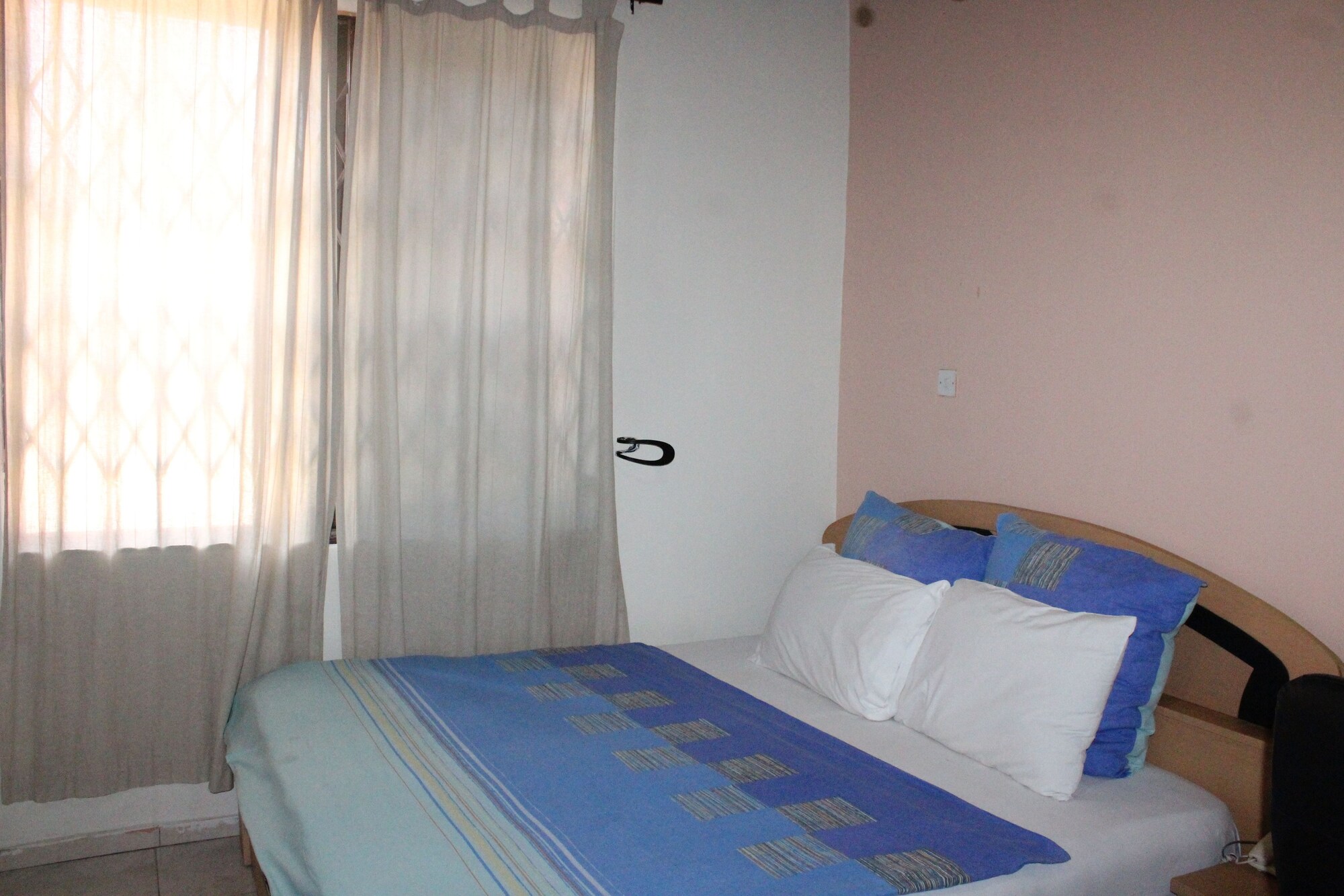 STANDARD, DOUBLE BED