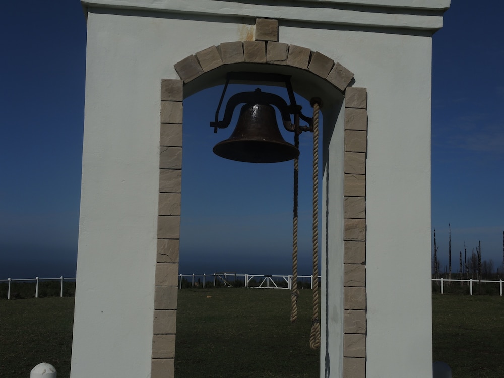 T'niqua Stable Inn 12/50