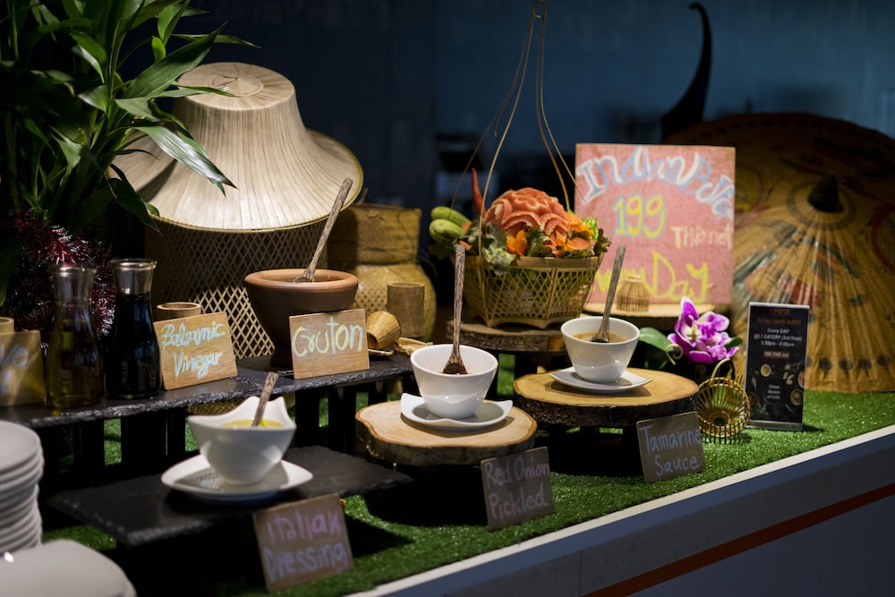 Le Fenix Sukhumvit 33/43