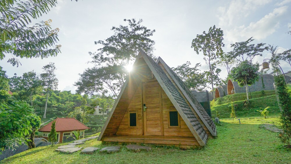 Shanaya Resort Malang 25/50