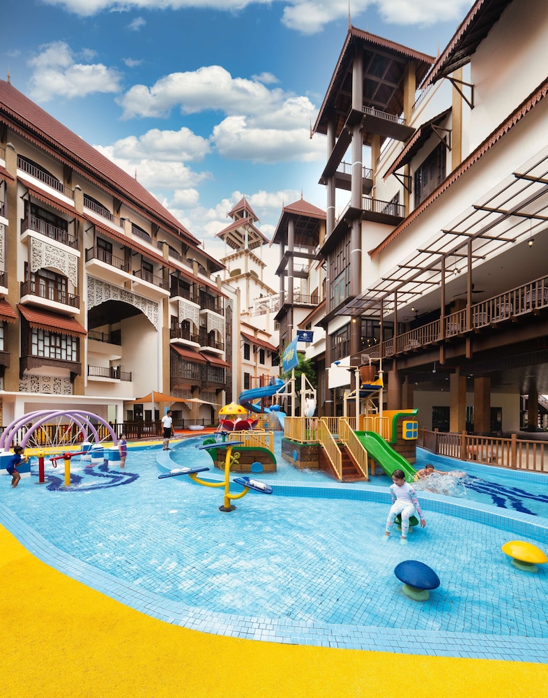 Doubletree By Hilton Putrajaya Lakeside 39/49