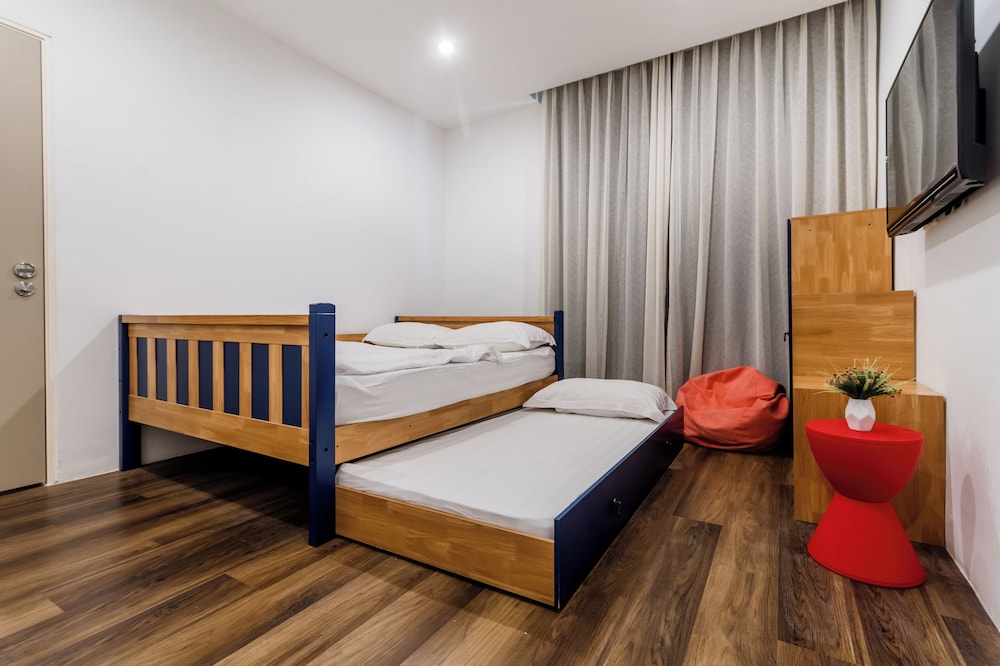 Regatta Suites Kozi Square Kuching 10/50