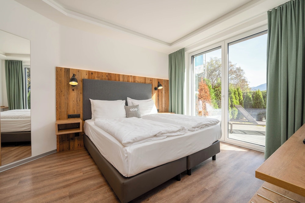 2 Bedrooms, Superior, Suite, 2 Double Beds, Sofa
