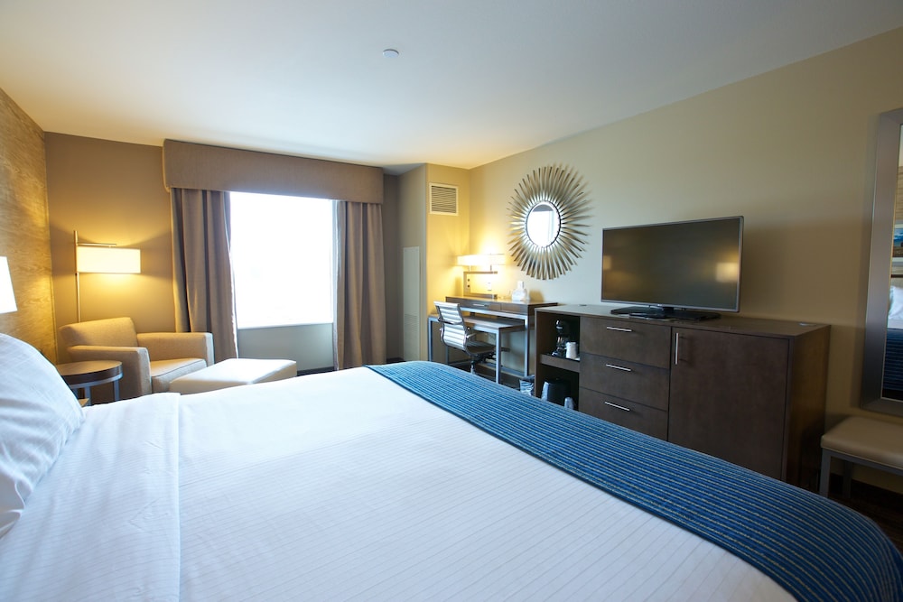 Holiday Inn Express Fargo SW - I-94 Medical Center 17/52
