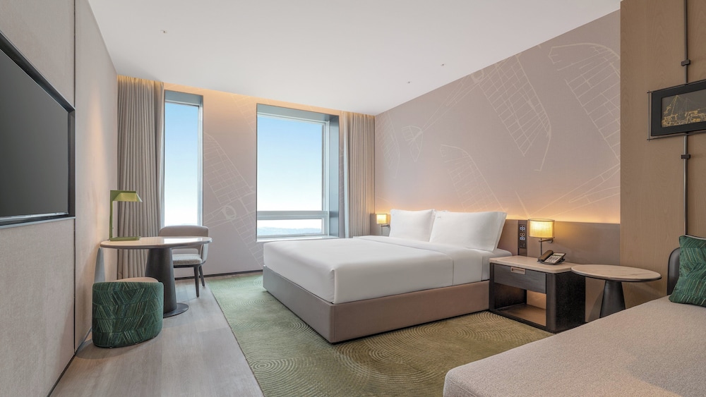 غرفة بريميوم بسرير كينج، Holiday Inn Wenzhou Airport by IHG 3/5