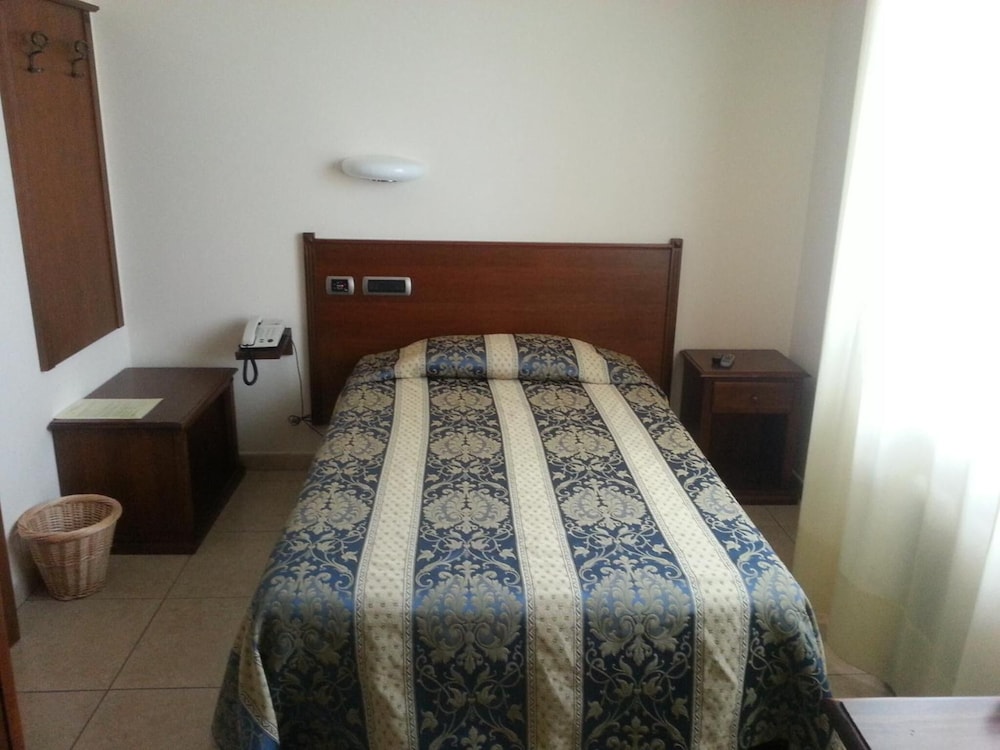 Hotel Tiziana 10/50